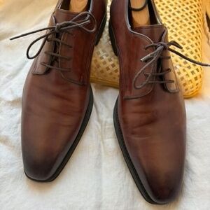 Magnanni premium leather Oxford dress shoes